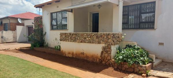 Property For Sale in Georginia, Roodepoort