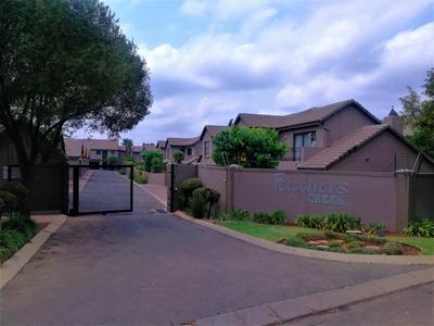 Townhouse For Sale in Amorosa, Roodepoort