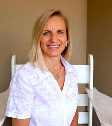Magda Alblas, estate agent