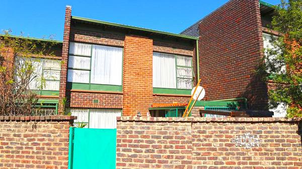 Property For Sale in Kenmare, Krugersdorp