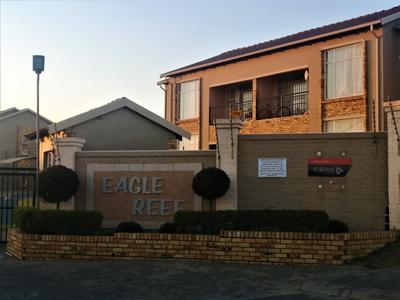 Apartment / Flat For Rent in Laser Park, Roodepoort