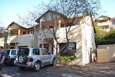 Townhouse For Rent in Kenmare, Krugersdorp