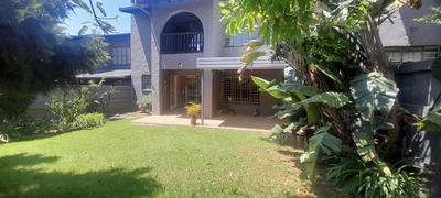 Townhouse For Rent in Northcliff, Randburg