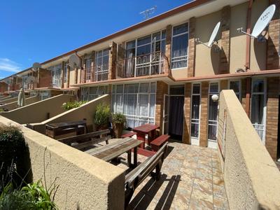 Apartment / Flat For Sale in Krugersdorp North, Krugersdorp