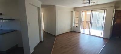 Apartment / Flat For Rent in Little Falls, Roodepoort