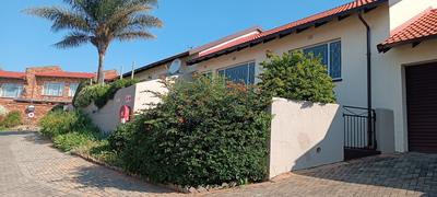 Townhouse For Sale in Silverfields, Krugersdorp