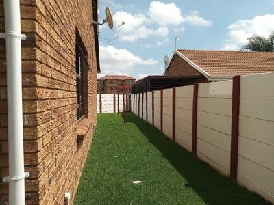 House For Sale in Greenhills Ext 3, Randfontein