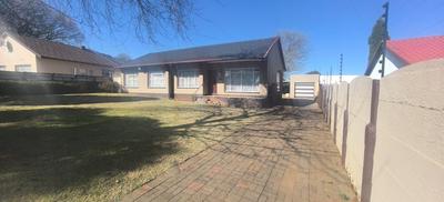 House For Sale in Mindalore, Krugersdorp