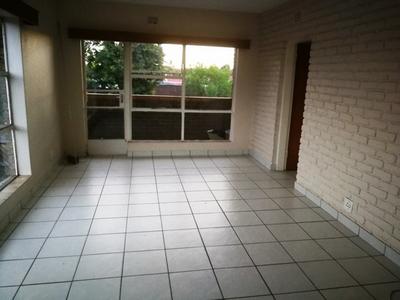 Apartment / Flat For Rent in Witpoortjie, Roodepoort