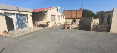 House For Sale in Mindalore, Krugersdorp