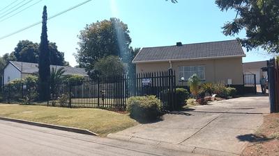 House For Sale in Greenhills, Randfontein