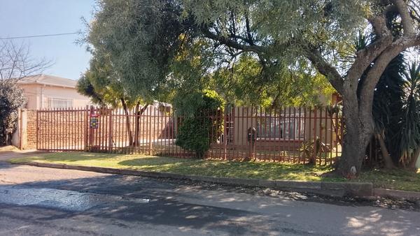 House For Sale in Randgate, Randfontein